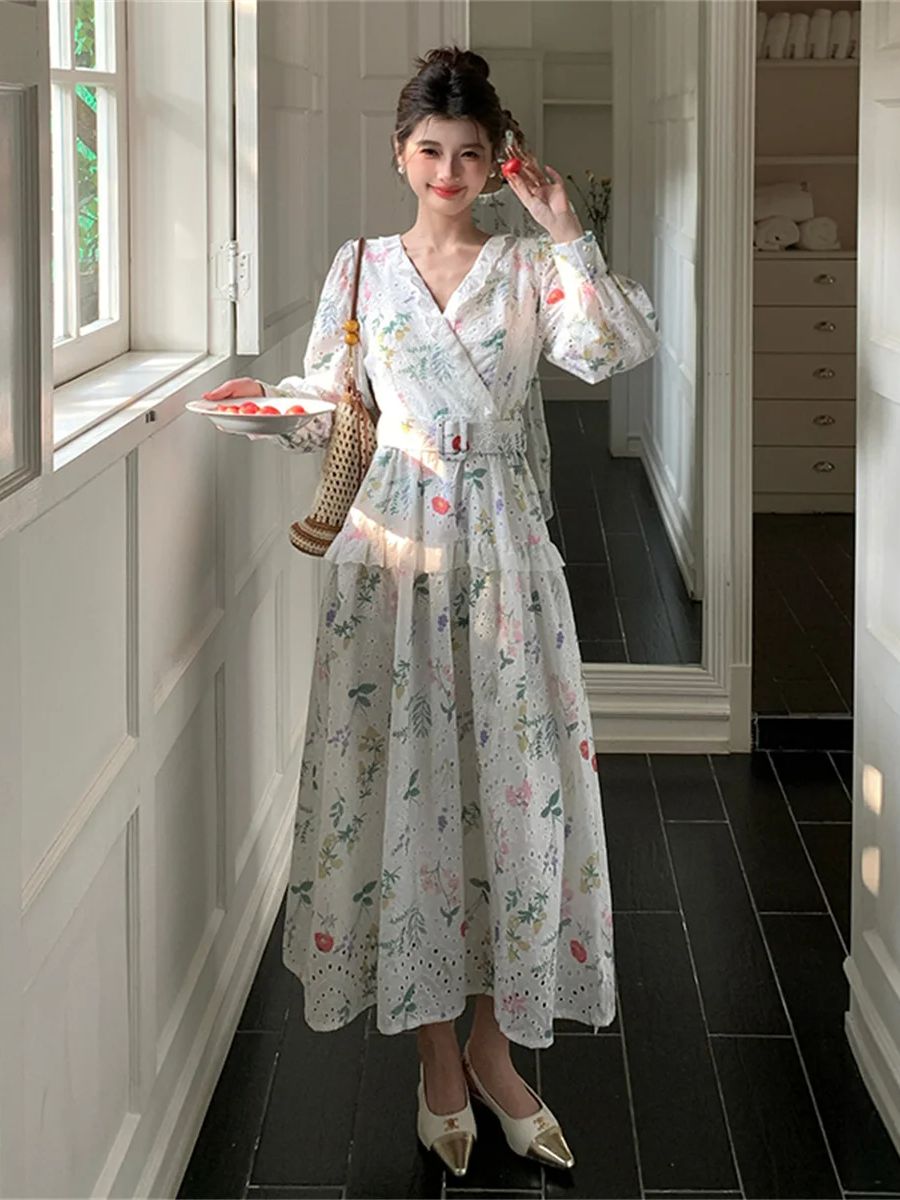 เดรสยาวปานกลางลายดอกไม้สไตล์ฝร - French Vintage Floral Midi Dress บทวิจารณ์และราคา