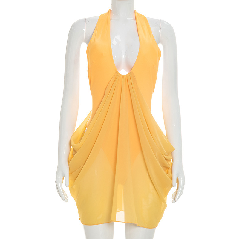 ชุดมินิเดรสเซ็กซี่แบบเว้าหลัง  - Y2K Backless Halter Mini Dress บทวิจารณ์และราคา