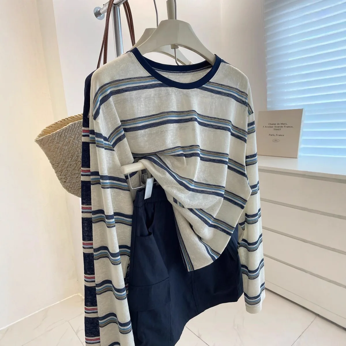 เสื้อแขนยาวลายทางสีน้ำเงินขาวส - Blouses บทวิจารณ์และราคา