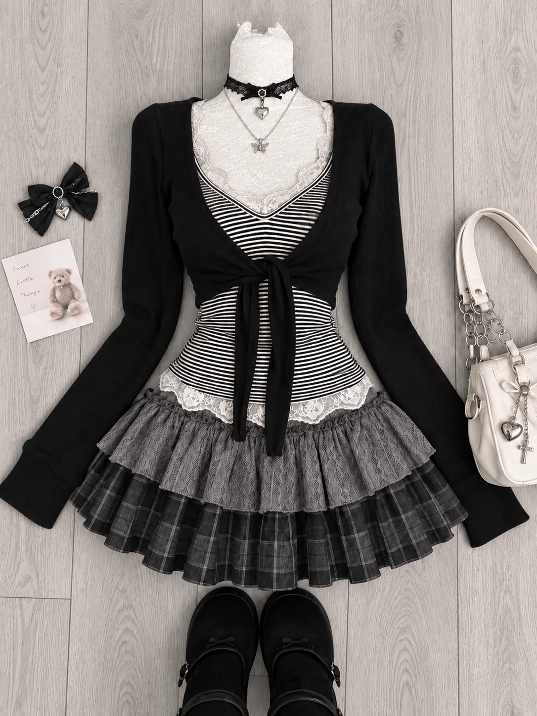 ชุดเซ็ต 2 ชิ้นสไตล์วินเทจอเมริ - Blouses บทวิจารณ์และราคา