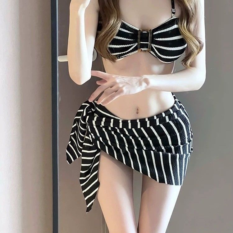 ชุดบิกินี่แบบผูกคอสีดำลายทางสำ - Swimwear บทวิจารณ์และราคา